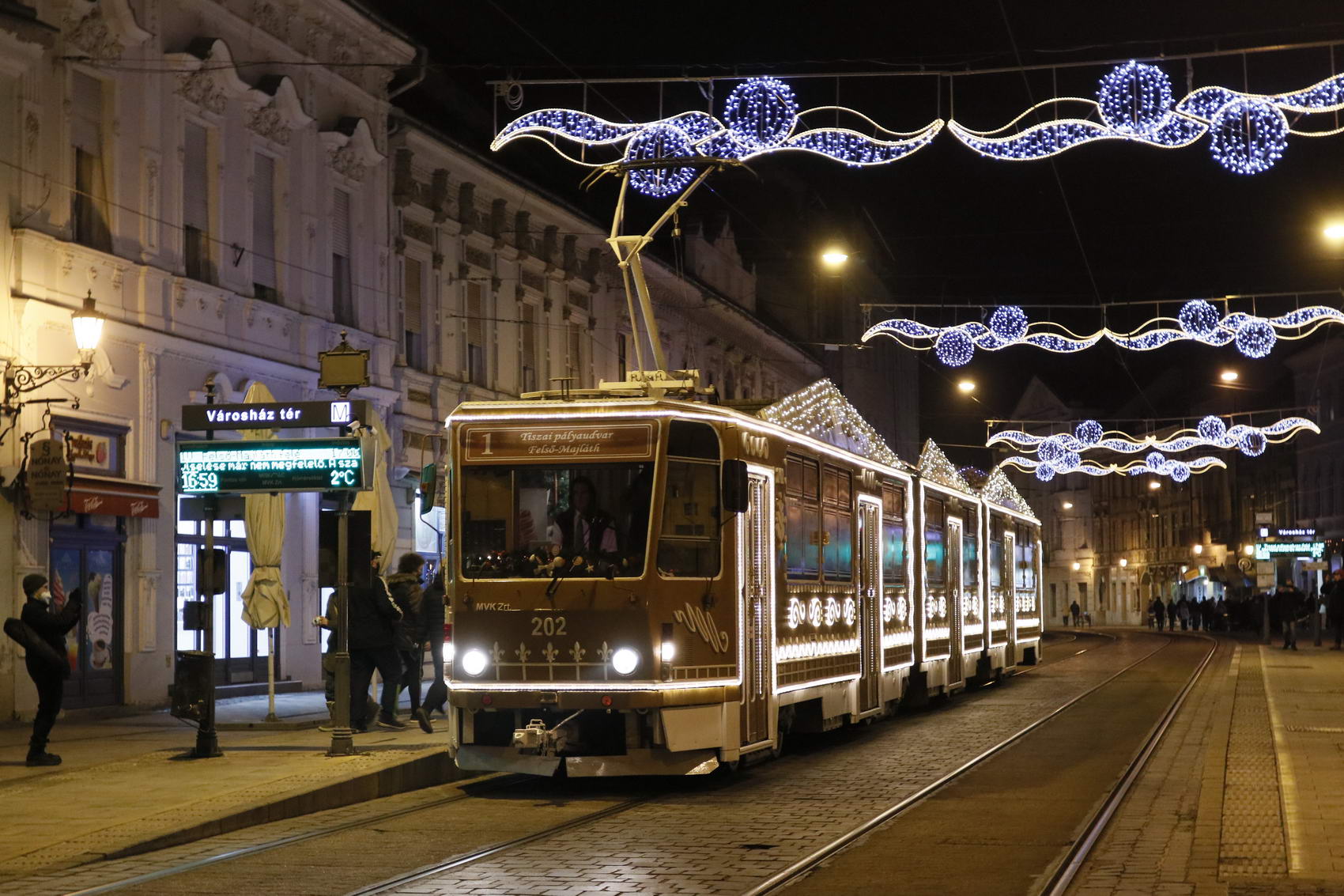 Egymasnak Feszult Miskolc Es Plzen Az Adventi Villamosos Szavazason Minap Hu