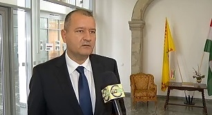 schweickhardt.jpg schweickhardt.jpg
