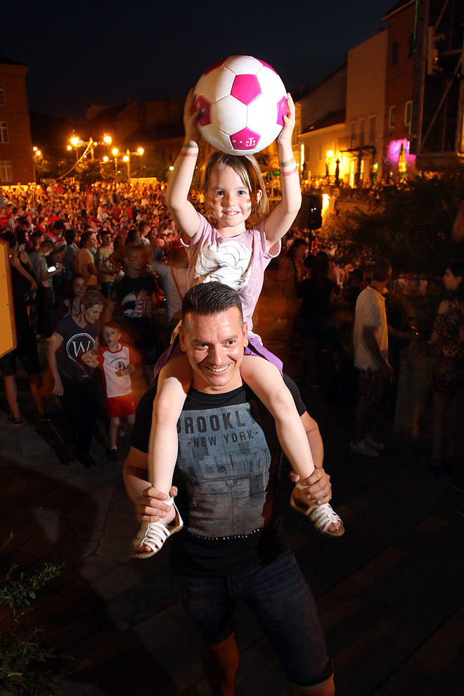 szinva_foci_terasz_160626_ml_10.jpg