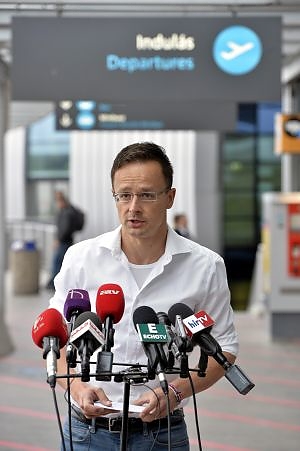 szijjarto_torok_puccs.jpg szijjarto_torok_puccs.jpg
