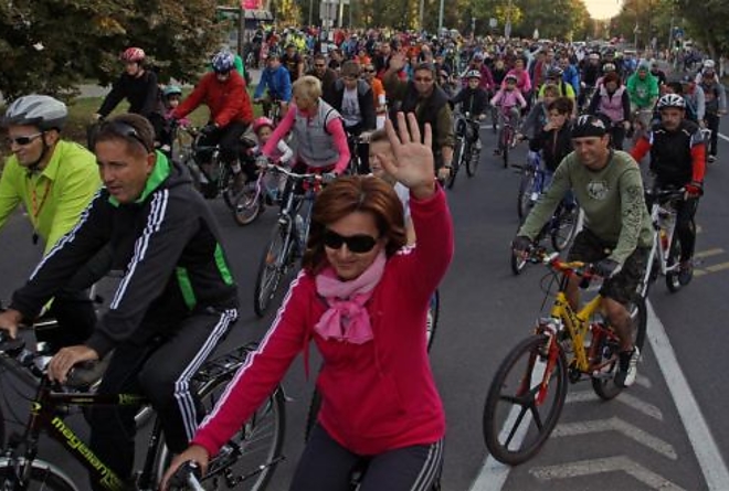 critical_mass_130921_ja_3.jpg critical_mass_130921_ja_3.jpg