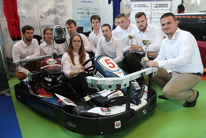 automotive_hungary_141105_2_ml.jpg