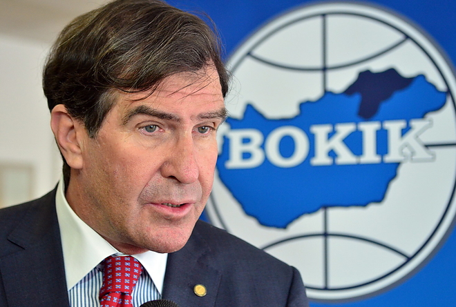 bihall_tamas_150304_vcs.jpg bihall_tamas_150304_vcs.jpg