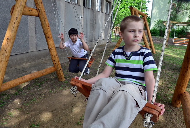 eltes_rotary_adomany_150506_vcs_01.jpg eltes_rotary_adomany_150506_vcs_01.jpg