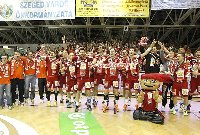 veszprem_kezi_bajnok_150519_mti.jpg