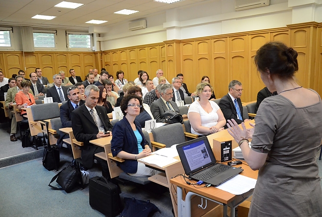 kezek_150629_fkcs_9.jpg kezek_150629_fkcs_9.jpg