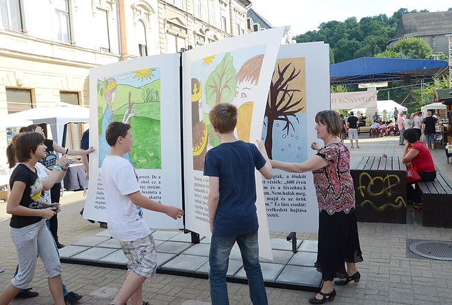 konyvhet_150603_fkcs_14.jpg
