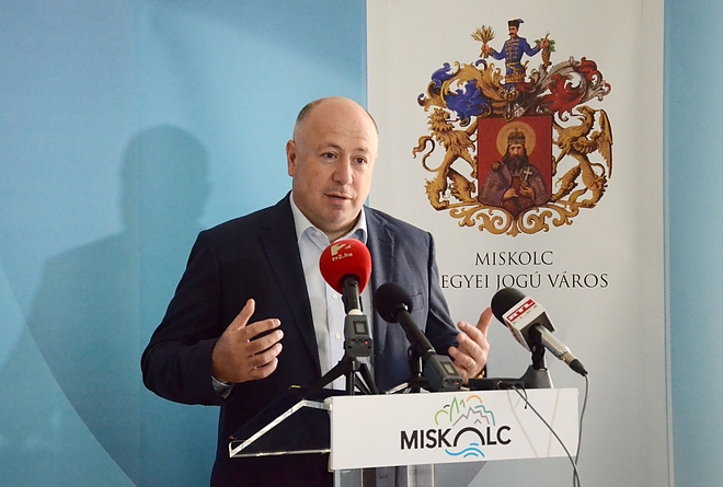 kriza_sajttaj_150611_fkcs_8.jpg kriza_sajttaj_150611_fkcs_8.jpg