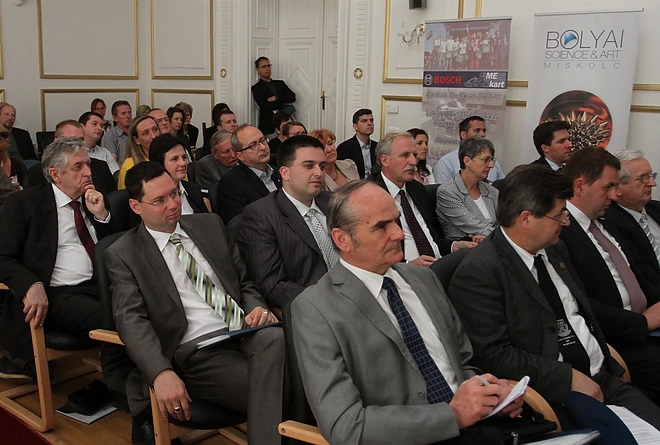 miskoc_egyetemvaros_projektnyito_150601_ja_35.jpg miskoc_egyetemvaros_projektnyito_150601_ja_35.jpg