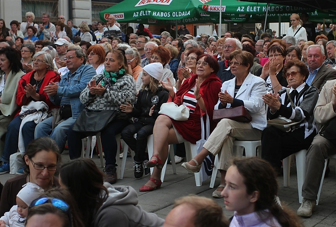 operafesztival_trubadur_erzsebet_ter_150617_ja_10.jpg