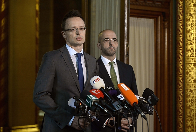 szijjarto_peter_hatarzar_150617_mti.jpg szijjarto_peter_hatarzar_150617_mti.jpg