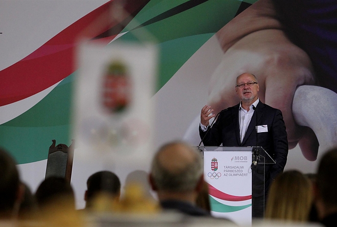 tarsadalmi_parbeszed_olimpia_150603_ja_36.jpg tarsadalmi_parbeszed_olimpia_150603_ja_36.jpg