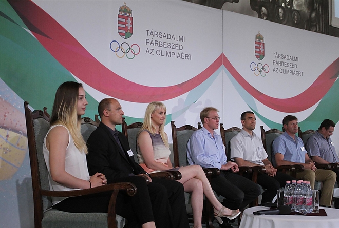 tarsadalmi_parbeszed_olimpia_150603_ja_49.jpg tarsadalmi_parbeszed_olimpia_150603_ja_49.jpg