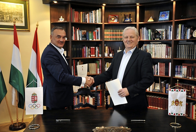 olimpia_borkai_tarlos_150708_mti.jpg