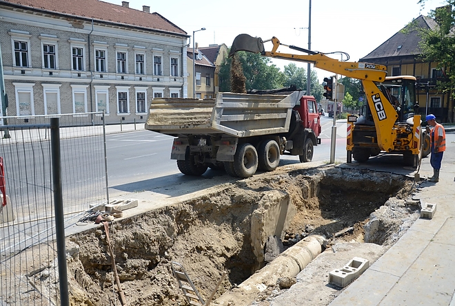 papszer_miho_0708_7.jpg