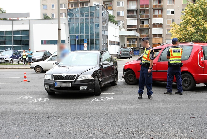 baleset_vorosmarty_kiraly_150818_ja_1.jpg