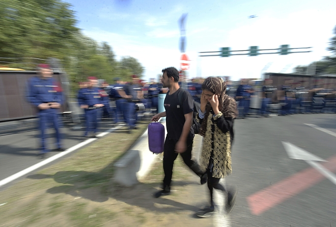 roszke_migransok_150915_mti.jpg roszke_migransok_150915_mti.jpg