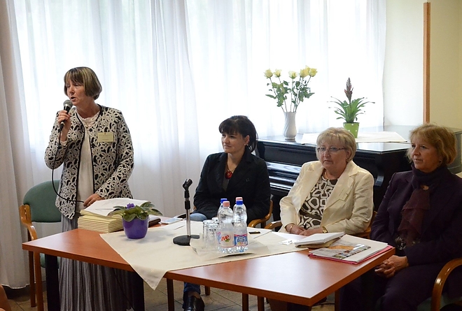 konyvtar_151005_fkcs_1.jpg