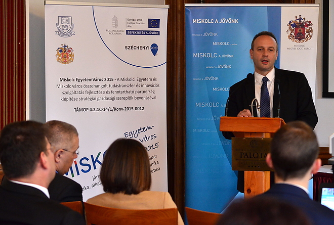 konferencia_151123_vcs_7.jpg konferencia_151123_vcs_7.jpg