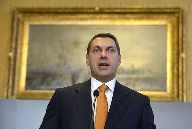 lazar_janos_hatarzar_151112_mti_1.jpg