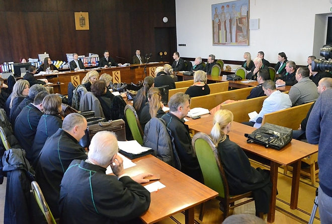 feszekrako_targyalas_151201_fkcs_3.jpg feszekrako_targyalas_151201_fkcs_3.jpg