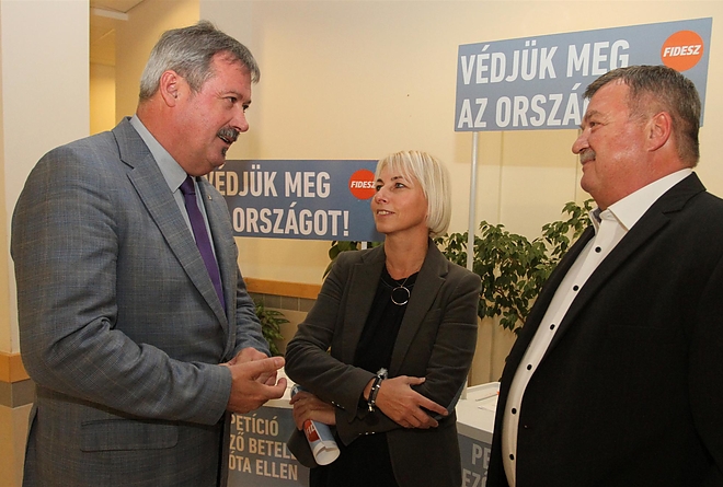 fidesz_orszagjaras_151204_ja_10.jpg