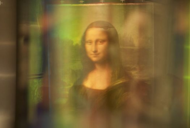 mona.jpg