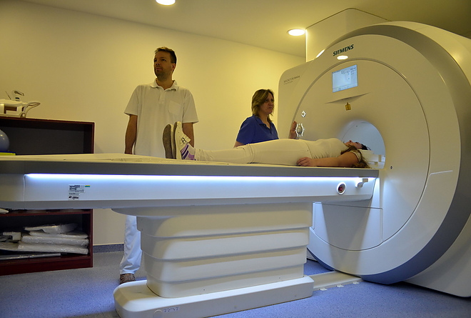 mri_ct_vizsgalo_151211_vcs_06.jpg mri_ct_vizsgalo_151211_vcs_06.jpg