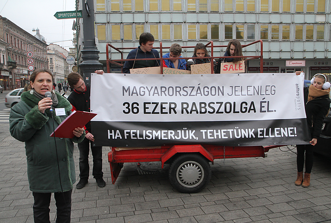 rabszolgak_centrum_151219ml_8.jpg