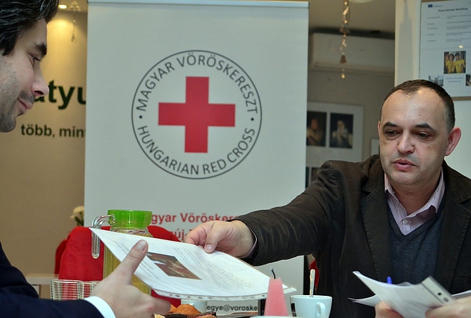 sajtotajekoztato_151209_vcs_3.jpg