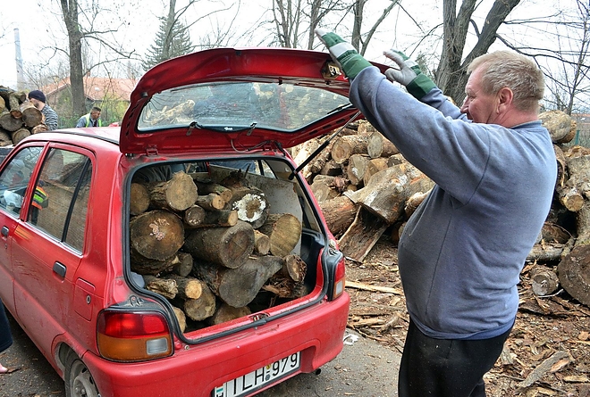 tuzifa_raszoruloknak_151208_vcs_10.jpg tuzifa_raszoruloknak_151208_vcs_10.jpg