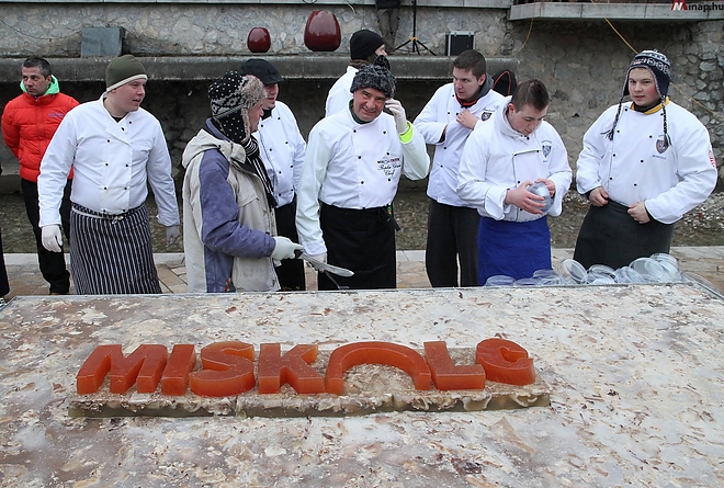 kocsonya_osztas_150206ml.jpg_1.jpg kocsonya_osztas_150206ml.jpg_1.jpg