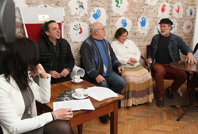 zorba_sajtotaj_160105ml.jpg