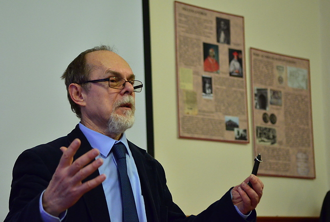 bogar_laszlo_160226_vcs_3.jpg