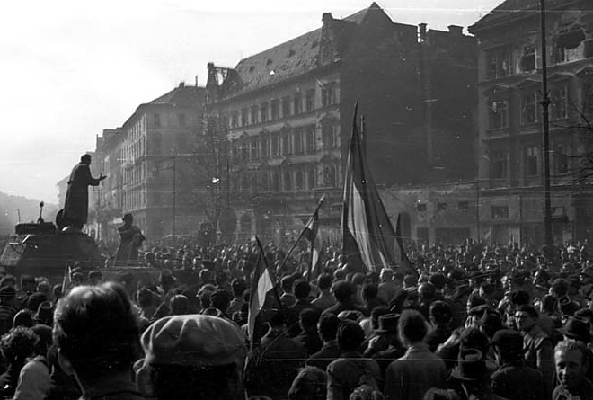 kommunista_vezetok_1956_1.jpg kommunista_vezetok_1956_1.jpg