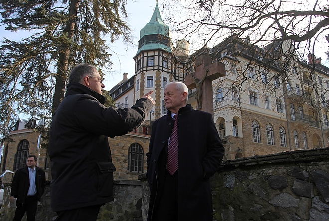 kosa_lajos_harrach_peter_palotaszallo_160212_ja_13.jpg