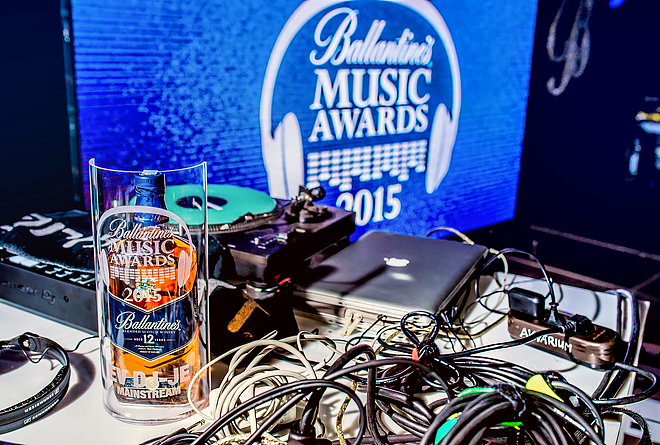 music_awards_dj2.jpg music_awards_dj2.jpg