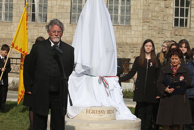 egressy_beni_szoboravato_160311_ja_12.jpg