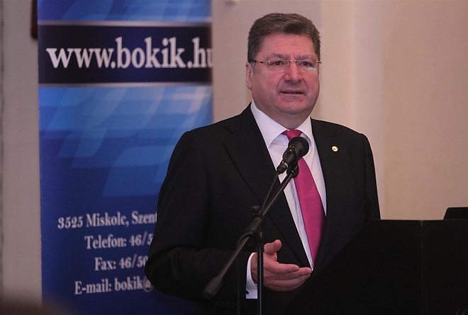em_gazdasagi_forum_160321_ja_10.jpg