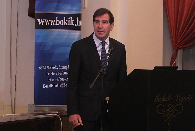 em_gazdasagi_forum_160321_ja_4.jpg