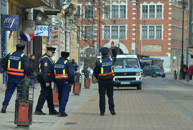 rendeszek_160303_vcs_12.jpg