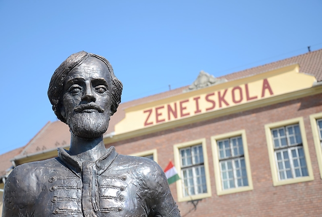 zeneiskola_160321_fkcs_4.jpg zeneiskola_160321_fkcs_4.jpg