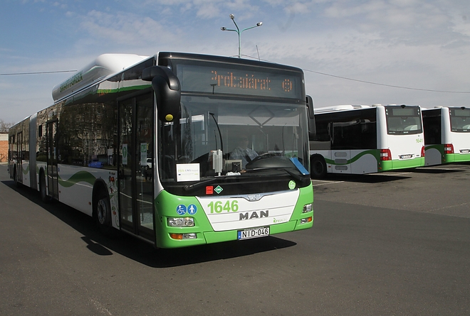 cng_busztetszt_160331ml.jpg