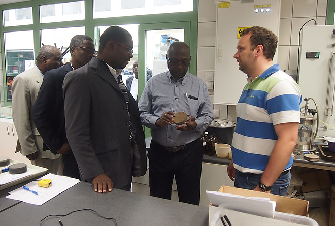benin_delegacio_miskolc2.jpg benin_delegacio_miskolc2.jpg