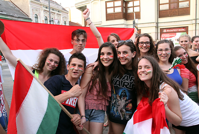 szinva_foci_terasz_160626_ml_04.jpg