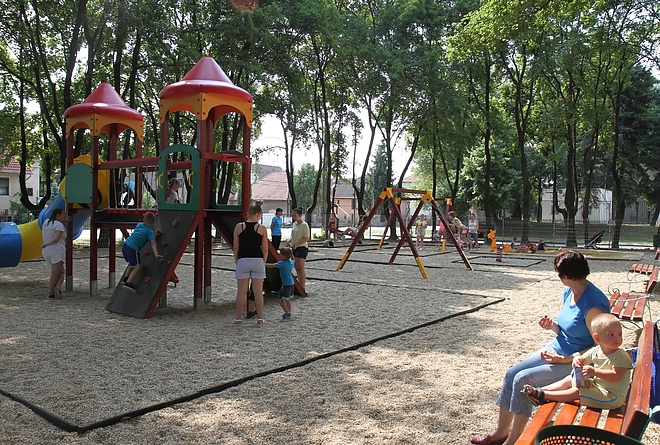 jatszoter_ivan_utca_barta_gyorgy_160701_ja.jpg