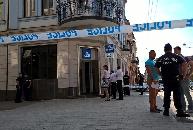 k_h_bank.jpg