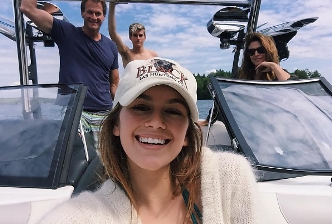 kaia-gerber-es-csaladja.jpg