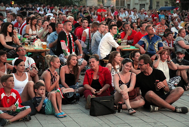 szent_istvan_foci_ter_szurkoloi_160626_ja_22.jpg