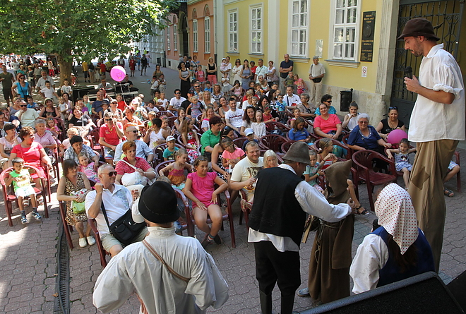 augusztus20_forgatag_160820ml_9.jpg augusztus20_forgatag_160820ml_9.jpg